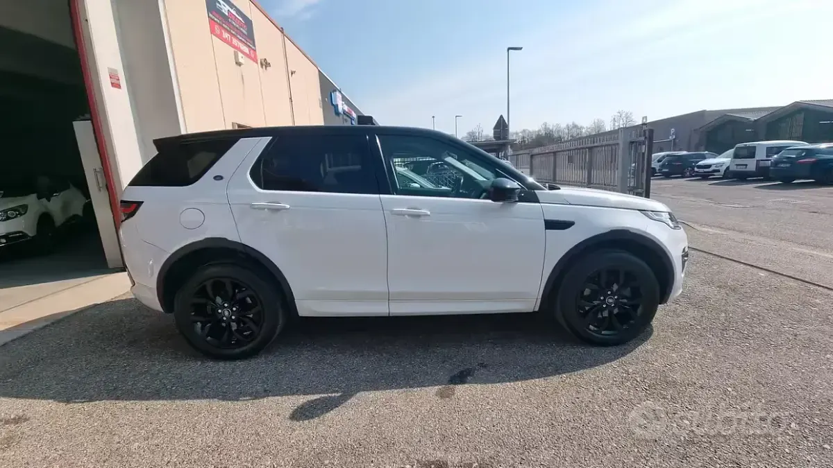 Usata Land Rover Discovery Sport SE 150 CV (110 kW) 2018 Bianco SUV