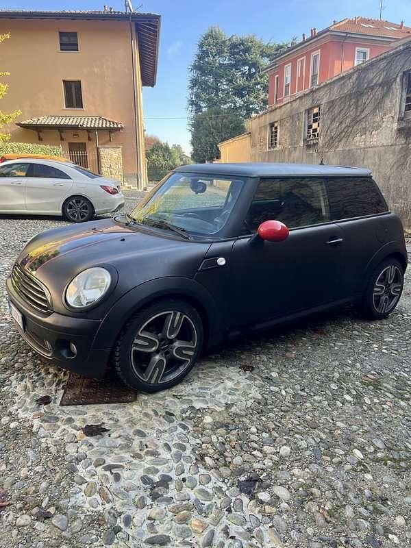 Usata Mini ONE 75 CV (55 kW) 2010 Nero Utilitaria