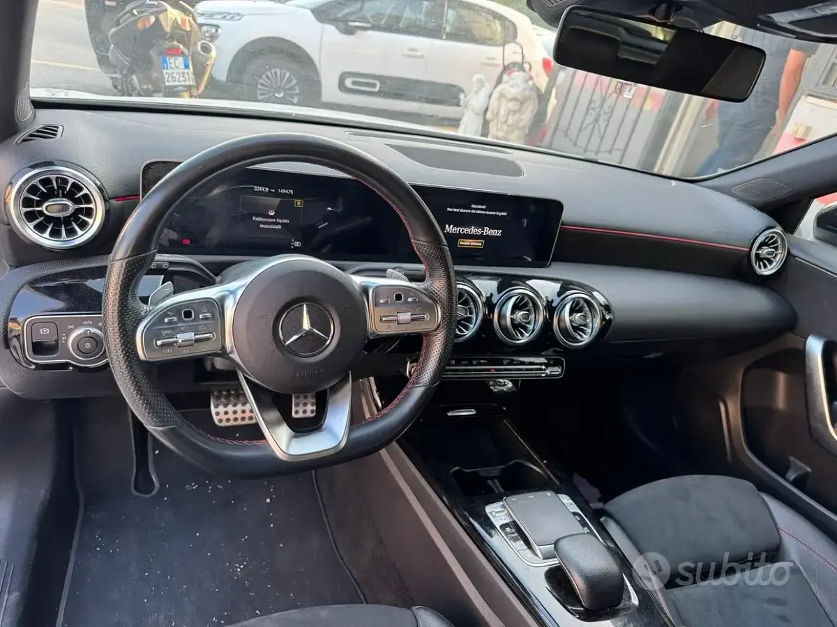 Usata Mercedes A180 Premium 116 CV (85 kW) 2019 Bianco Berlina