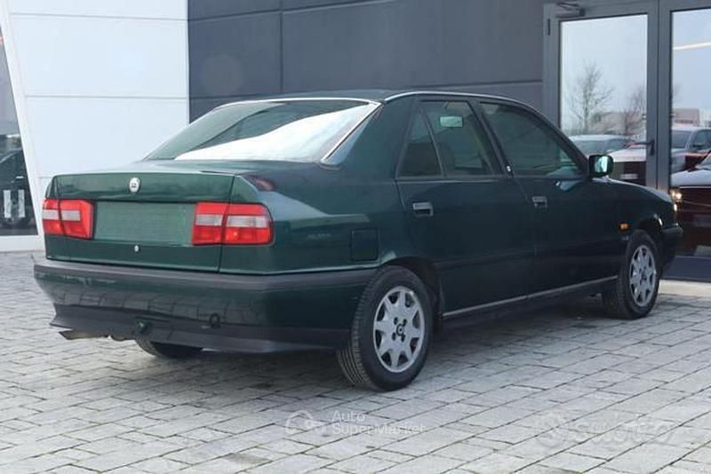 Usata Lancia Dedra 90 CV (66 kW) 1997 Verde Berlina