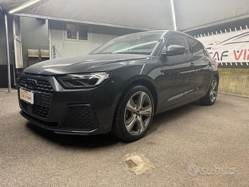 Usata Audi A1 150 CV (110 kW) 2021 Grigio SUV