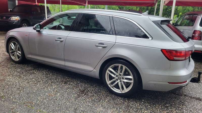 Grigio Usata 2017 Audi A4 Sport Station wagon | 15.900 € (Buon prezzo) - Immagine 1/4