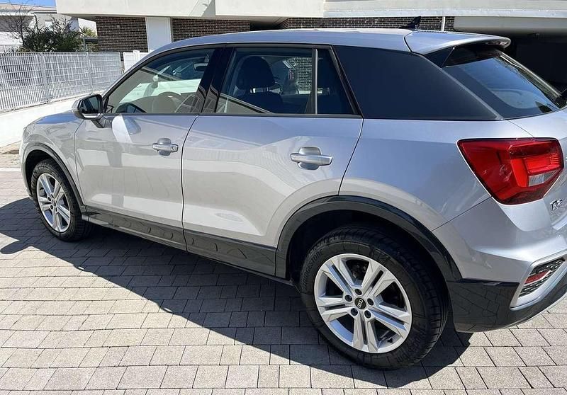 Usata Audi Q2 Business Plus 150 CV (110 kW) 2023 Grigio SUV