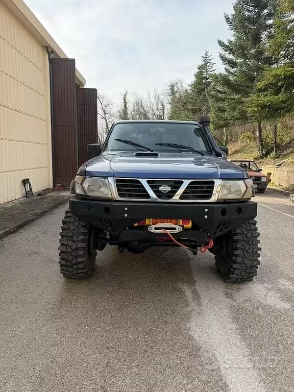 Używany Nissan Patrol 129 KM (94 kW) 1998 SUV