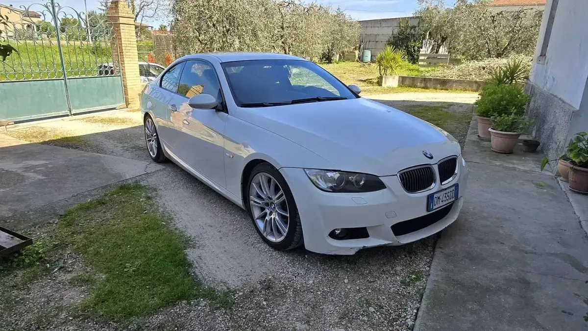 Usata BMW 330 M Sport 231 CV (169 kW) 2008 Coupé