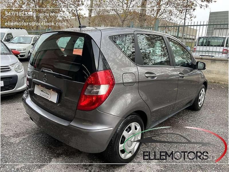 Usata Mercedes A160 Edition 95 CV (69 kW) 2010 Grigio Monovolume