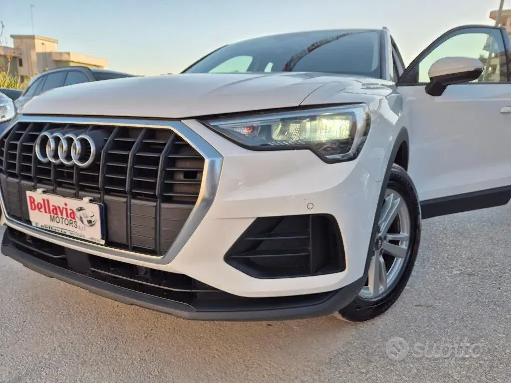 Gebraucht Audi Q3 Business 150 PS (110 kW) 2021 Weiß SUV
