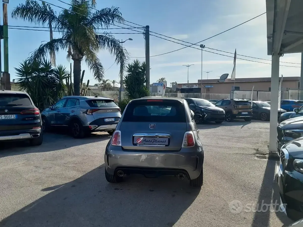 Usata Abarth 500C 140 CV (102 kW) 2011 Grigio Cabrio