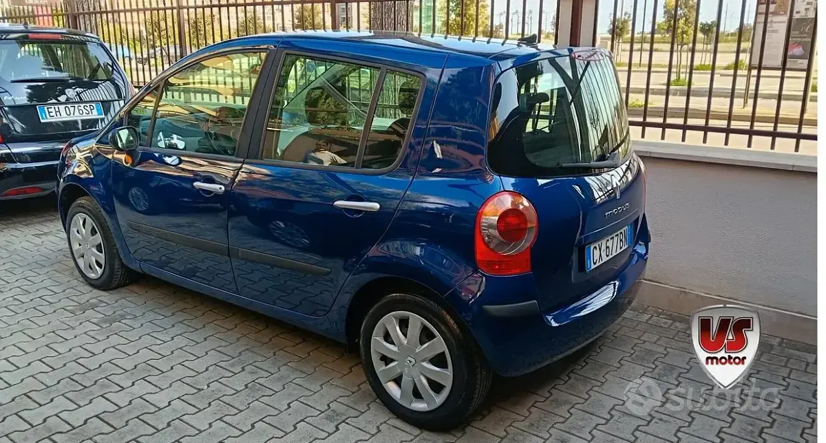 Usata Renault Modus 86 CV (63 kW) 2005 Blu Monovolume