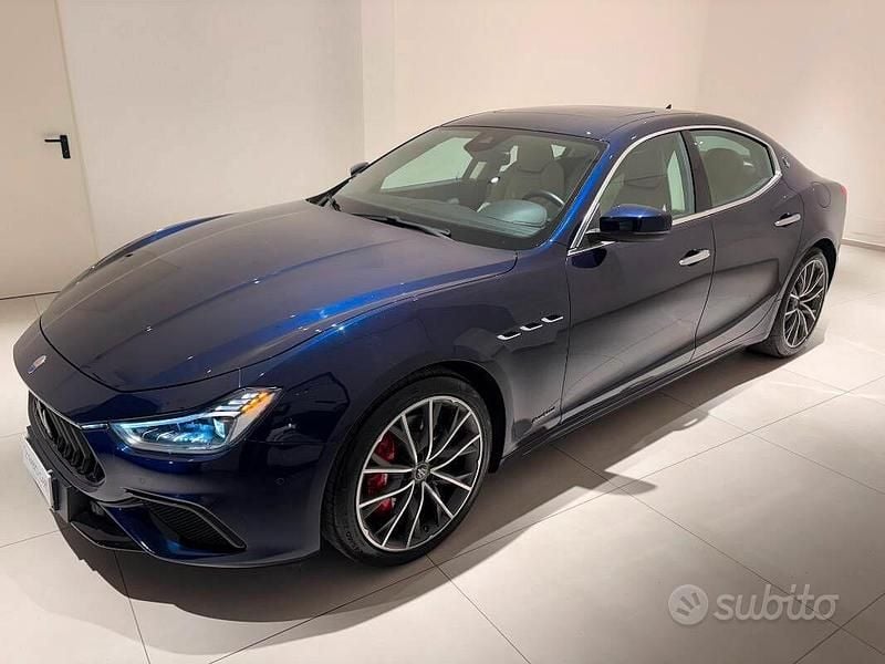 Usata Maserati Ghibli 250 CV (183 kW) 2021 Blu Berlina