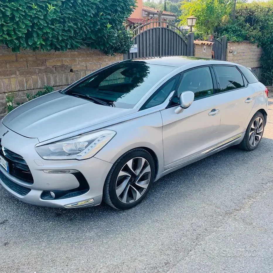 Usata Citroën DS5 Sport Chic 163 CV (119 kW) 2012 Grigio Utilitaria