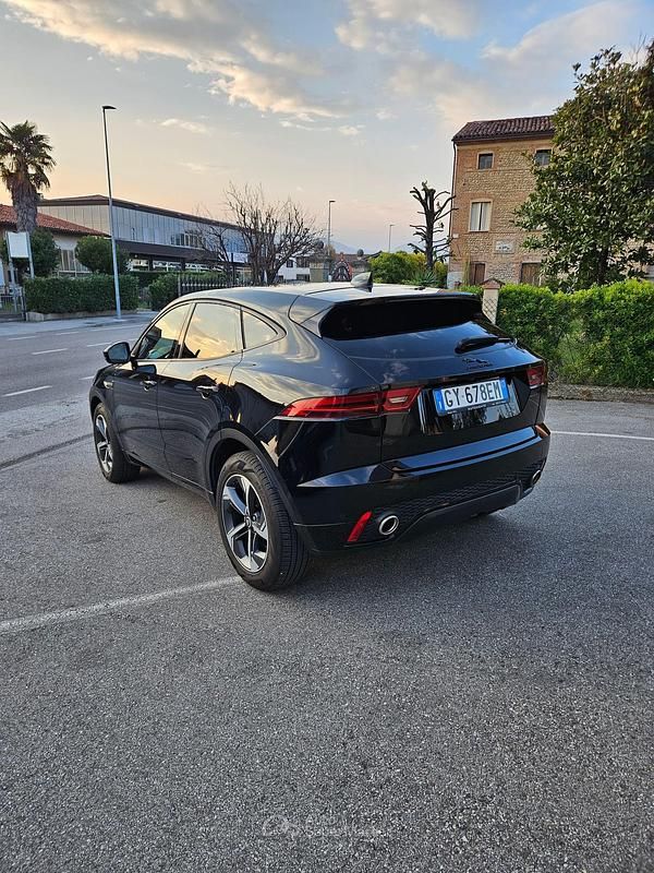 Usata Jaguar E-Pace 200 CV (147 kW) 2019 Nero SUV
