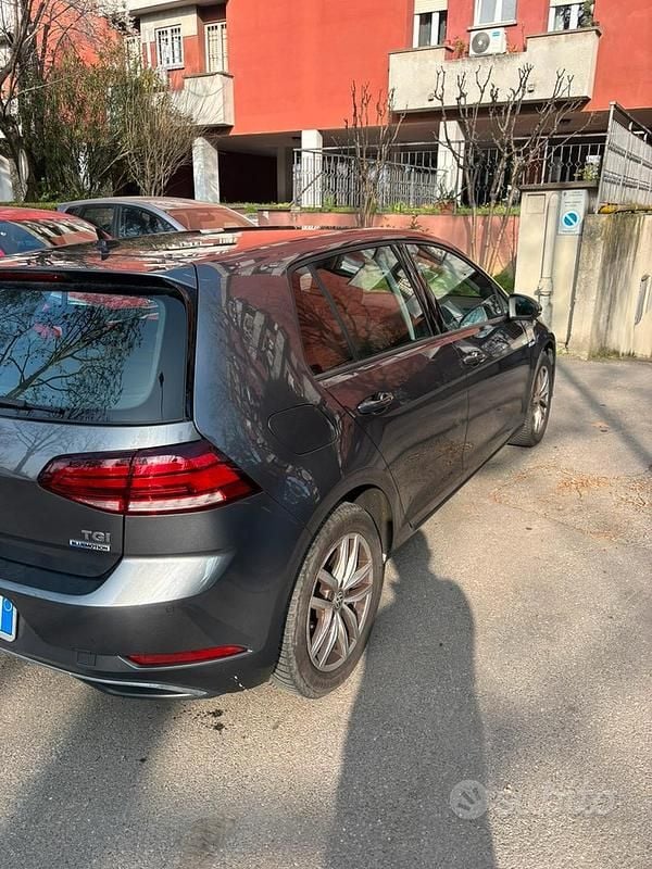 Usata VW Golf VII Business 110 CV (80 kW) 2017 Grigio Berlina
