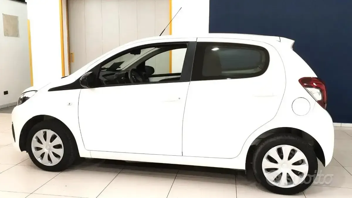 Usata Peugeot 108 Active 72 CV (52 kW) 2019 Bianco Utilitaria