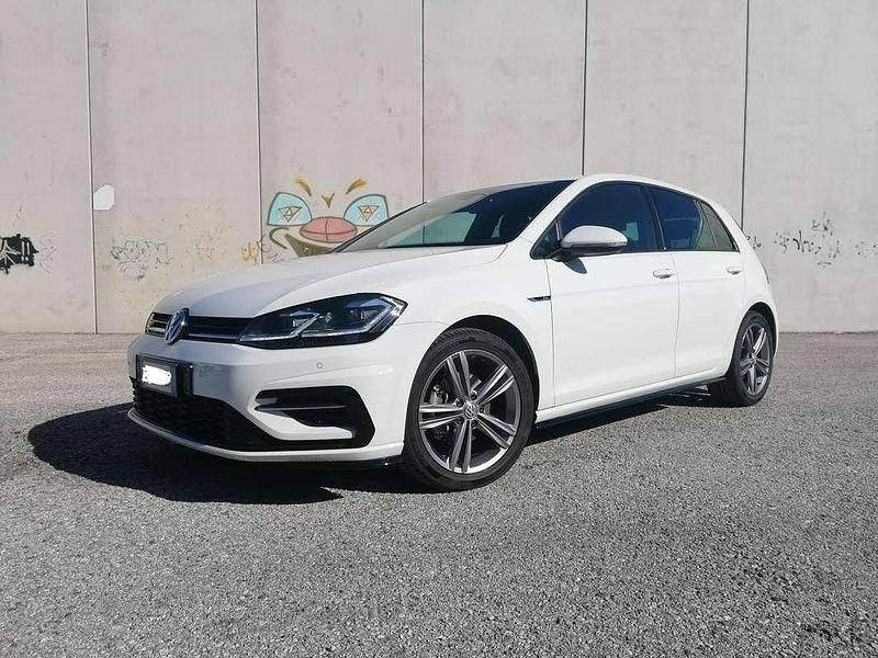 Bianco Usata 2017 VW Golf Sportline Tre volumi | 15.900 € - Immagine 1/4