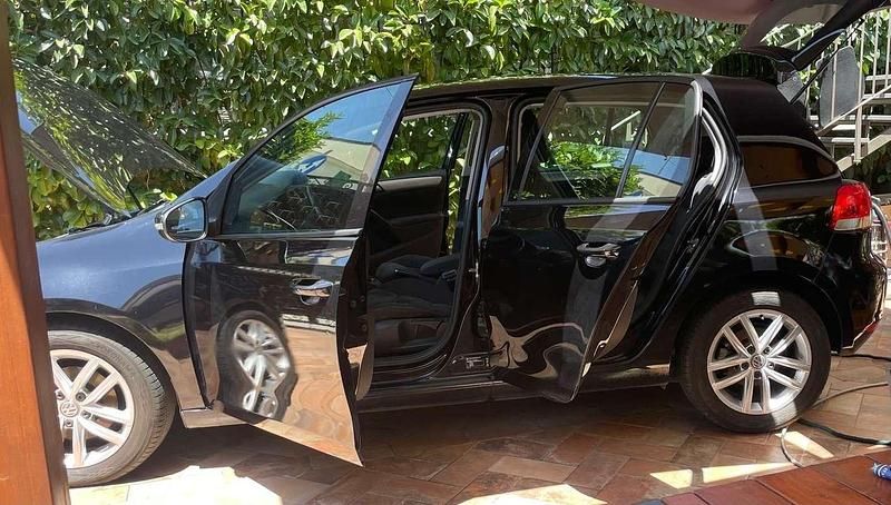 Usata VW Golf VI Highline 110 CV (80 kW) 2009 Utilitaria