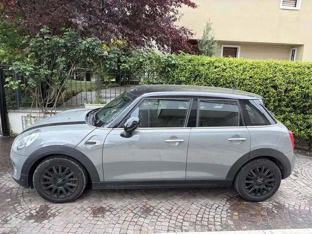Usata Mini Cooper 136 CV (100 kW) 2017 Grigio Utilitaria