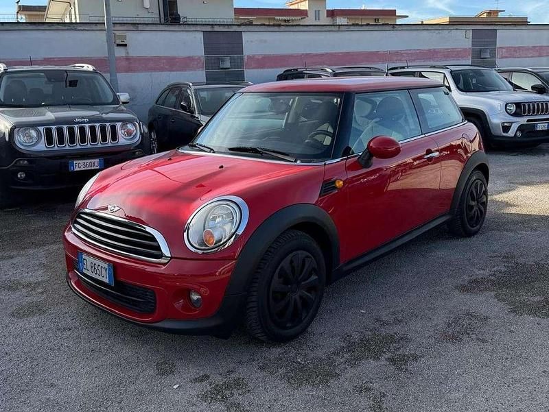 Usata Mini ONE 75 CV (55 kW) 2011 Rosso Utilitaria