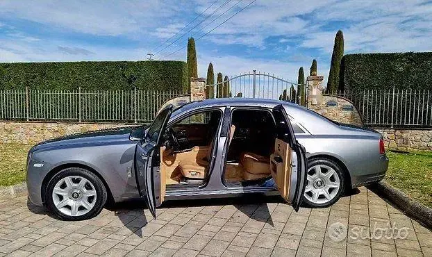 Usata Rolls Royce Ghost 570 CV (419 kW) 2013 Grigio Berlina