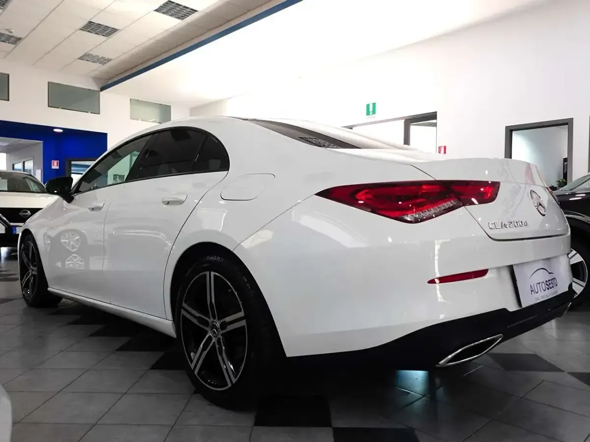 Usata Mercedes CLA200 150 CV (110 kW) 2022 Bianco Coupé