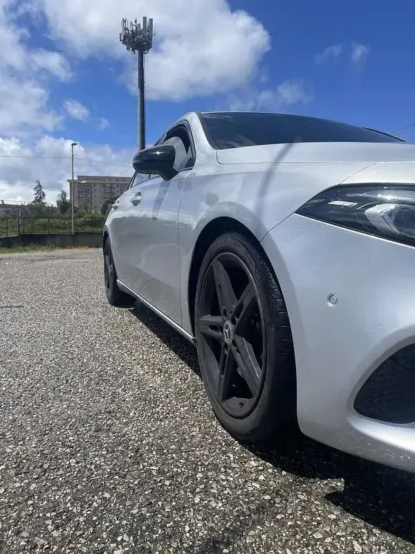 Usata Mercedes A180 Premium 116 CV (85 kW) 2019 Berlina