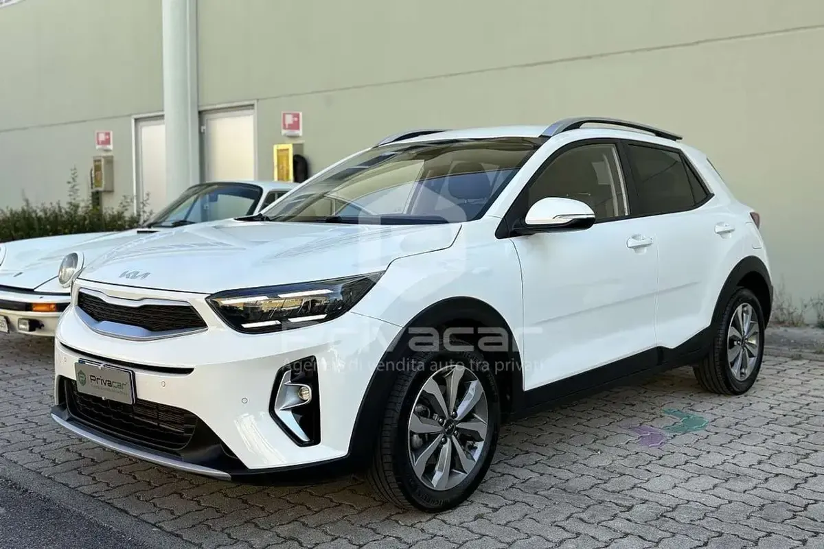 Usata Kia Stonic Style 79 CV (58 kW) 2025 Bianco SUV