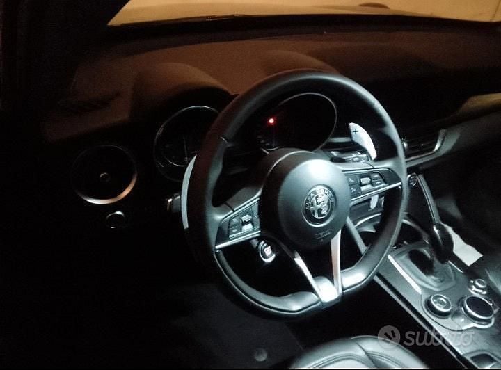 Usata Alfa Romeo Stelvio 190 CV (139 kW) 2018 Nero SUV