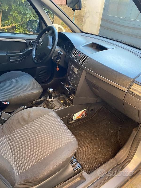 Usata Opel Meriva 2007 Grigio Monovolume
