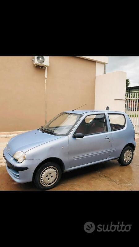 Usato 2002 Fiat 600 Benzin (1.750 €)