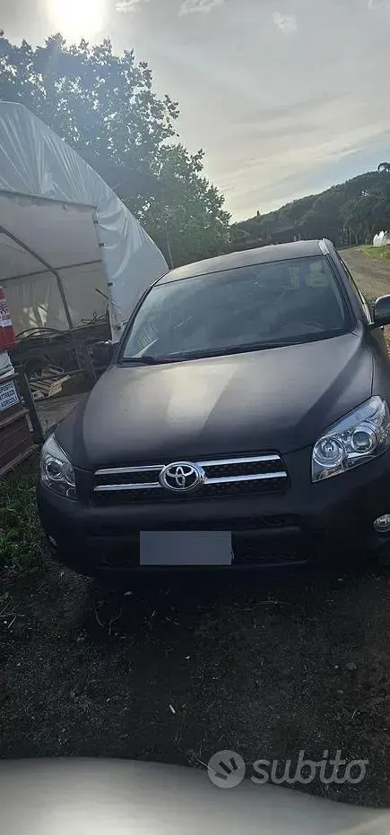 Usata Toyota RAV4 177 CV (130 kW) 2008 Nero SUV