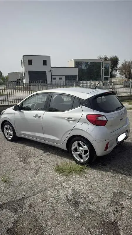 Usata Hyundai i10 67 CV (49 kW) 2022 Utilitaria