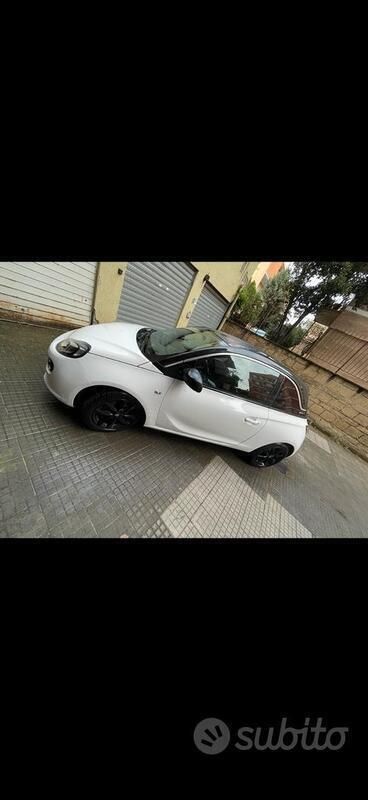Bianco Usata 2016 Opel Adam Glam Due volumi | 8000 € (Buon prezzo) - Immagine 1/4