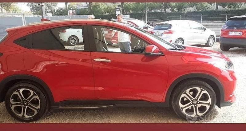 Usata Honda HR-V Executive 130 CV (95 kW) 2017 Rosso SUV