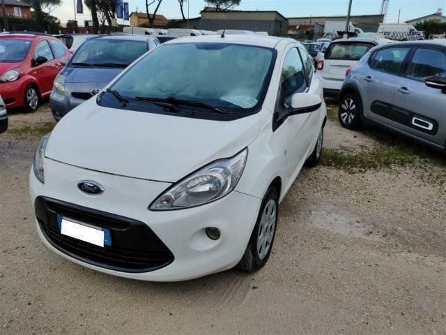 Bianco pastello Usata 2013 Ford Ka Titanium Due volumi | 5800 € (Cara) - Immagine 1/4