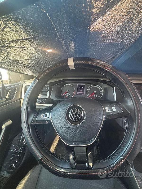 Usata VW Polo Comfortline 90 CV (66 kW) 2020 Grigio Berlina