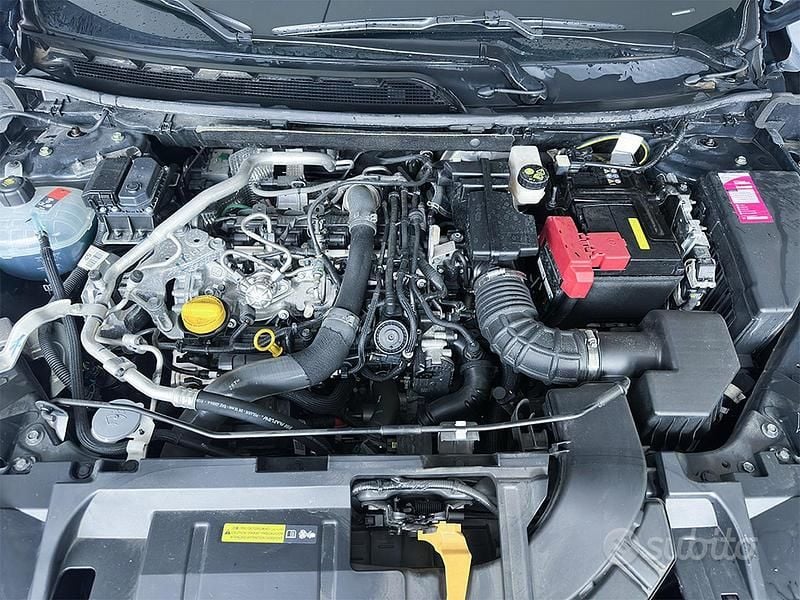 Usata Nissan Qashqai N-Connecta 158 CV (116 kW) 2023 Ceramic grey SUV