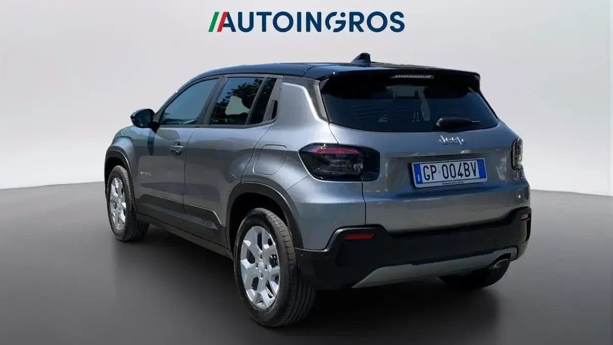 Usata Jeep Avenger Altitude 101 CV (74 kW) 2023 Grigio SUV