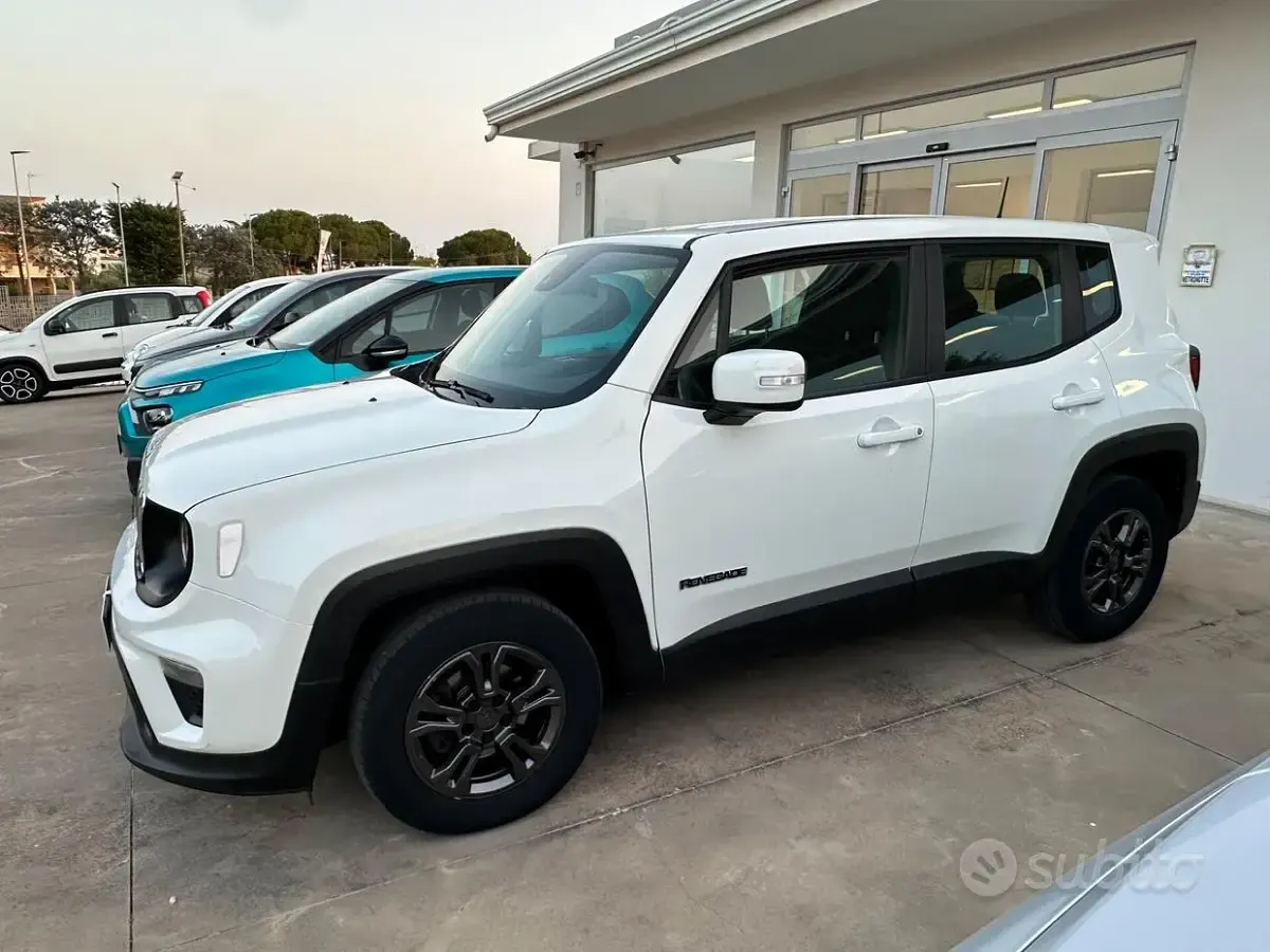 Usata Jeep Renegade Longitude 120 CV (88 kW) 2021 Bianco SUV