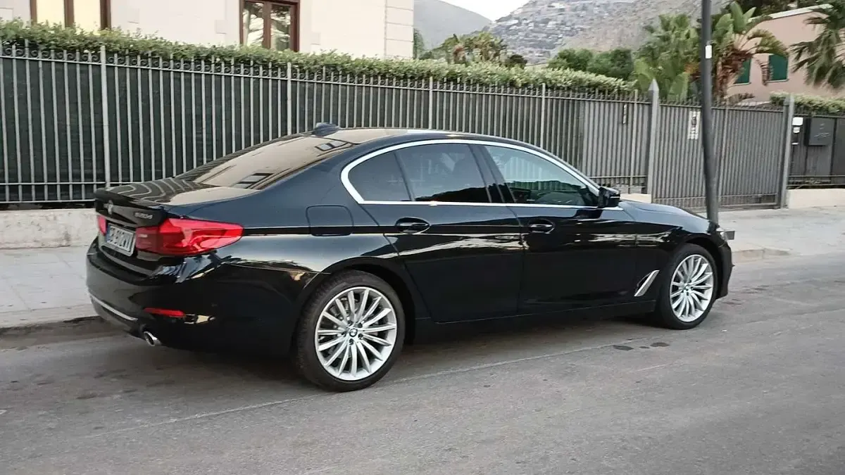 Usata BMW 520 Luxury Line 190 CV (139 kW) 2020 Berlina
