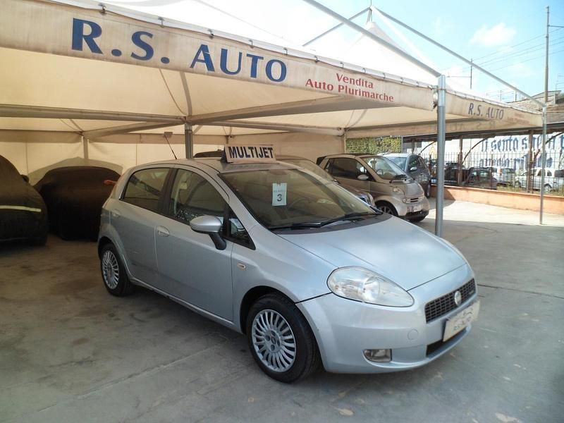 Usata Fiat Grande Punto 75 CV (55 kW) 2006 Grigio Utilitaria