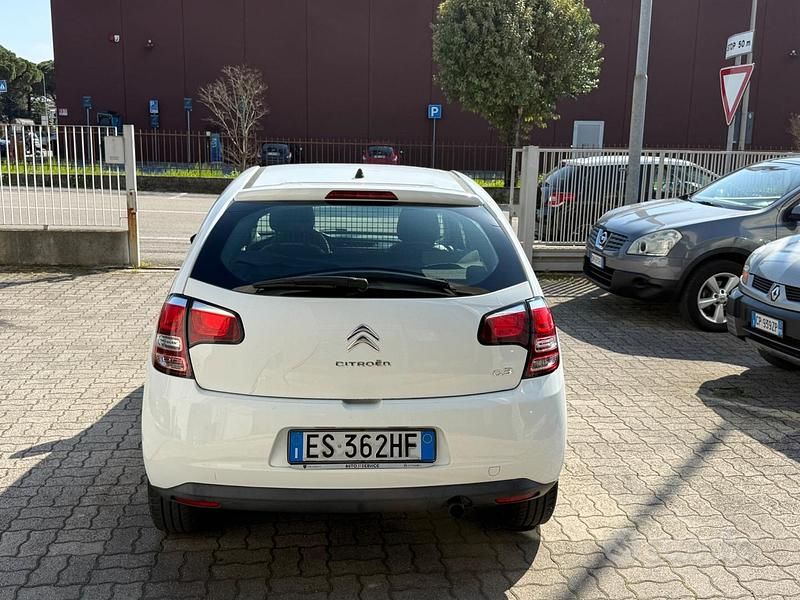 Usata Citroën C3 Attraction 70 CV (51 kW) 2013 Bianco Furgone