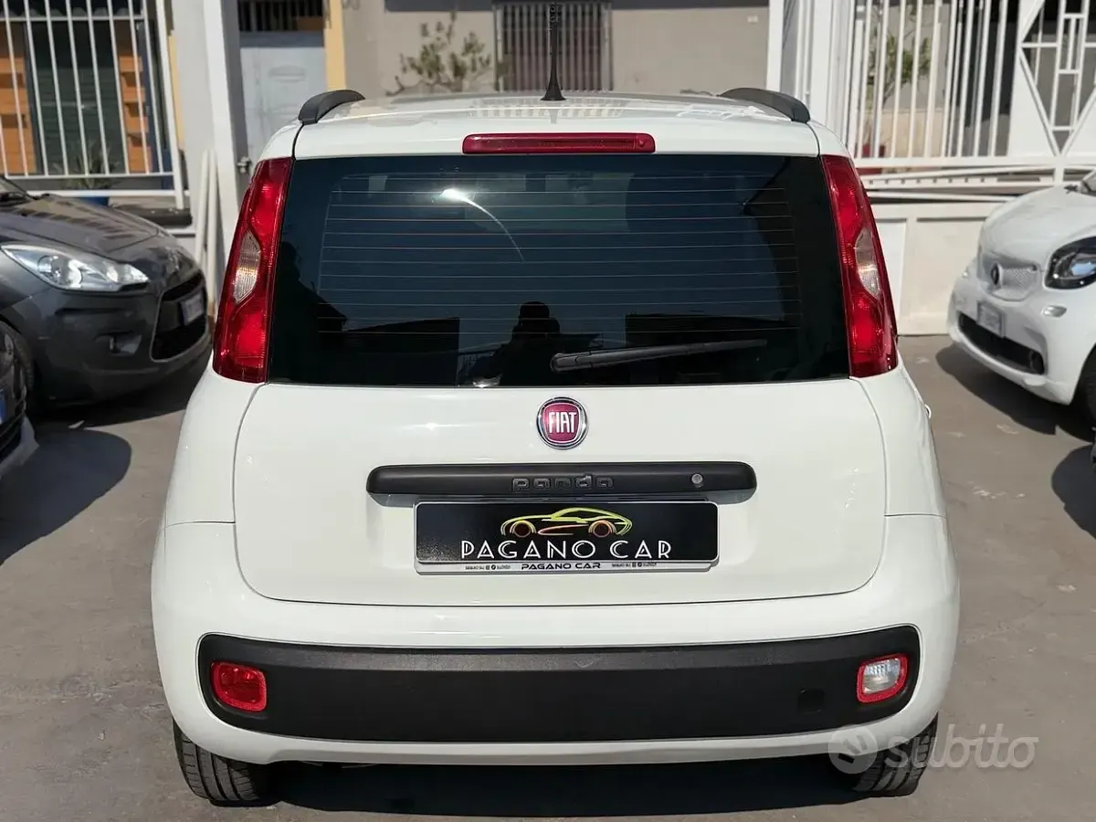 Usata Fiat Panda Lounge 69 CV (50 kW) 2019 Bianco Utilitaria