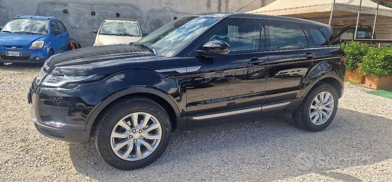 Usata Land Rover Range Rover evoque Pure 150 CV (110 kW) 2018 Nero SUV