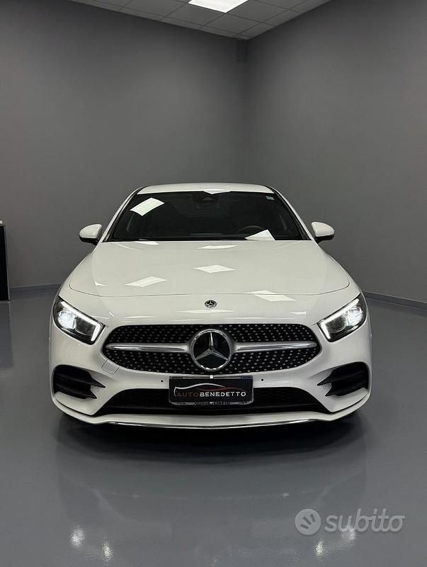 Usata Mercedes A180 Premium 116 CV (85 kW) 2019 Bianco Berlina