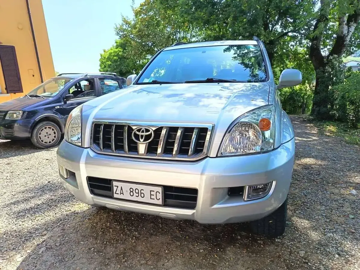 Usata Toyota Land Cruiser Sol 173 CV (127 kW) 2009 Grigio SUV
