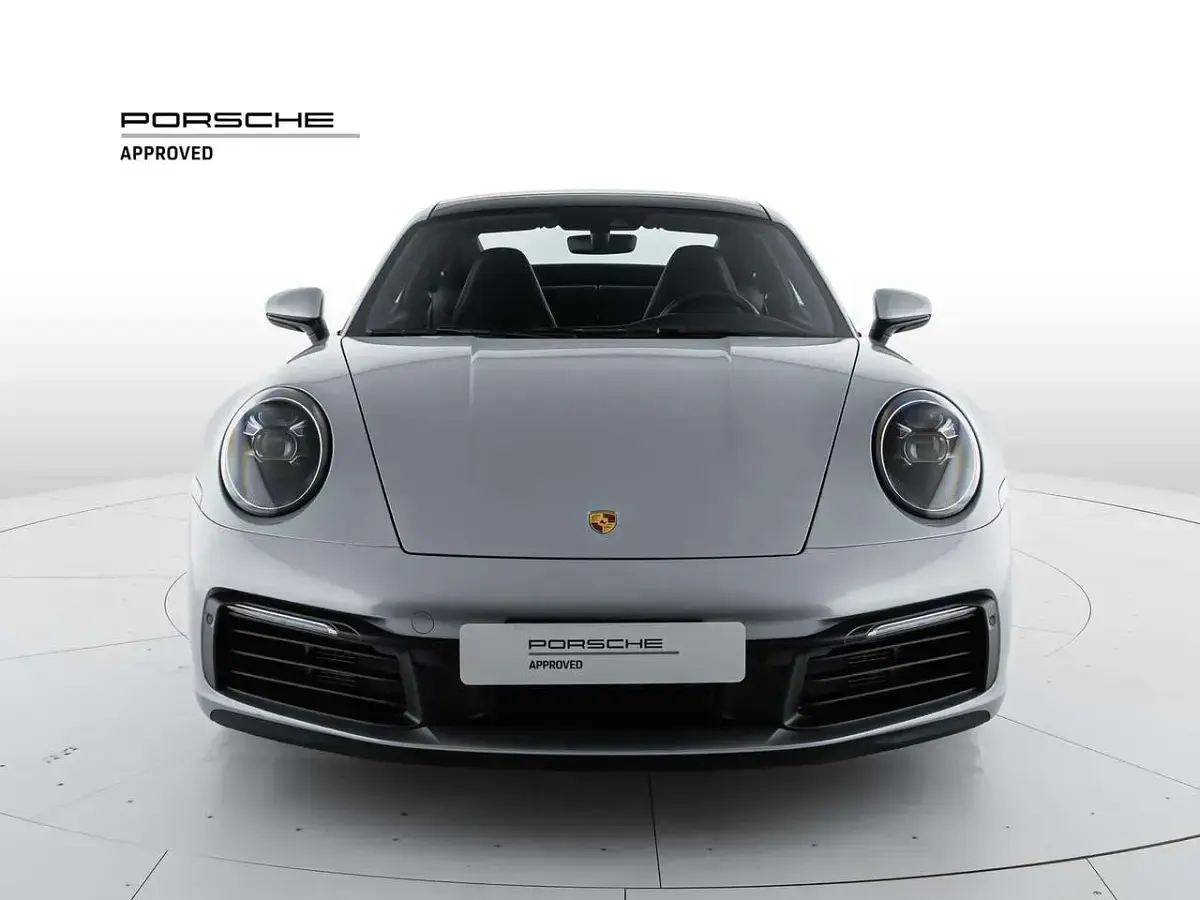 Usata Porsche 911 Carrera 4S 450 CV (330 kW) 2020 Argento dolomite metallizzato Coupé