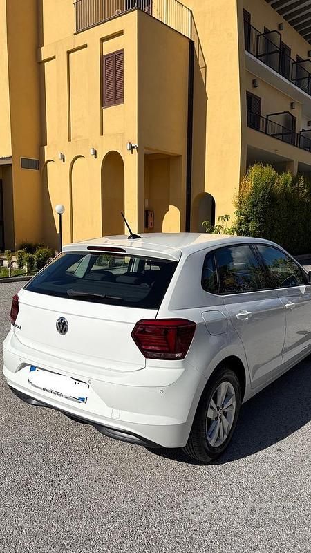 Usata VW Polo 95 CV (69 kW) 2019 Bianco Berlina