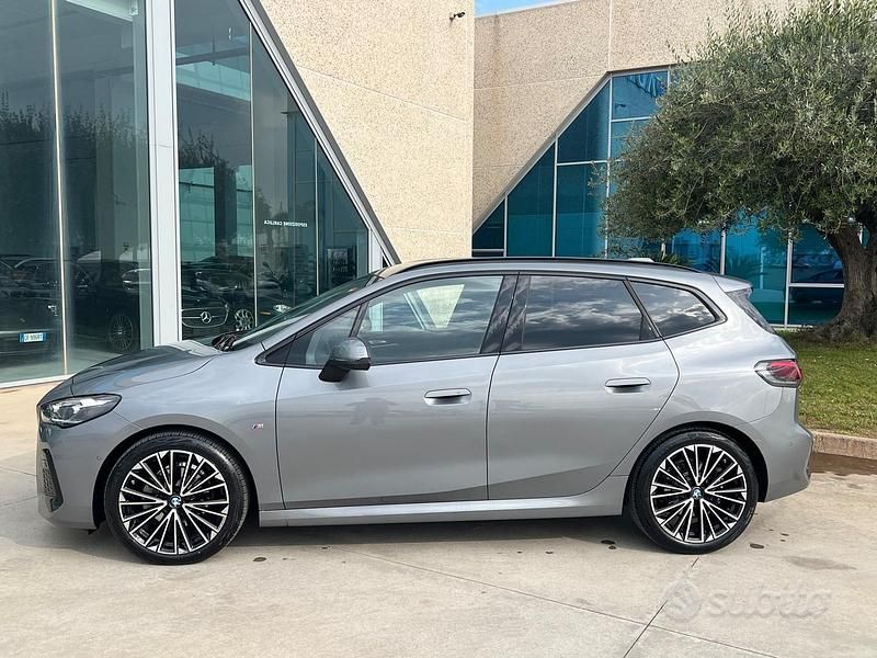 Usata BMW 218 Active Tourer M Sport 150 CV (110 kW) 2025 Grigio Monovolume