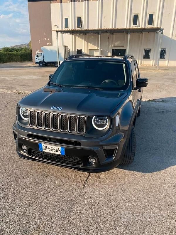 Usata Jeep Renegade 130 CV (95 kW) 2023 Grigio SUV