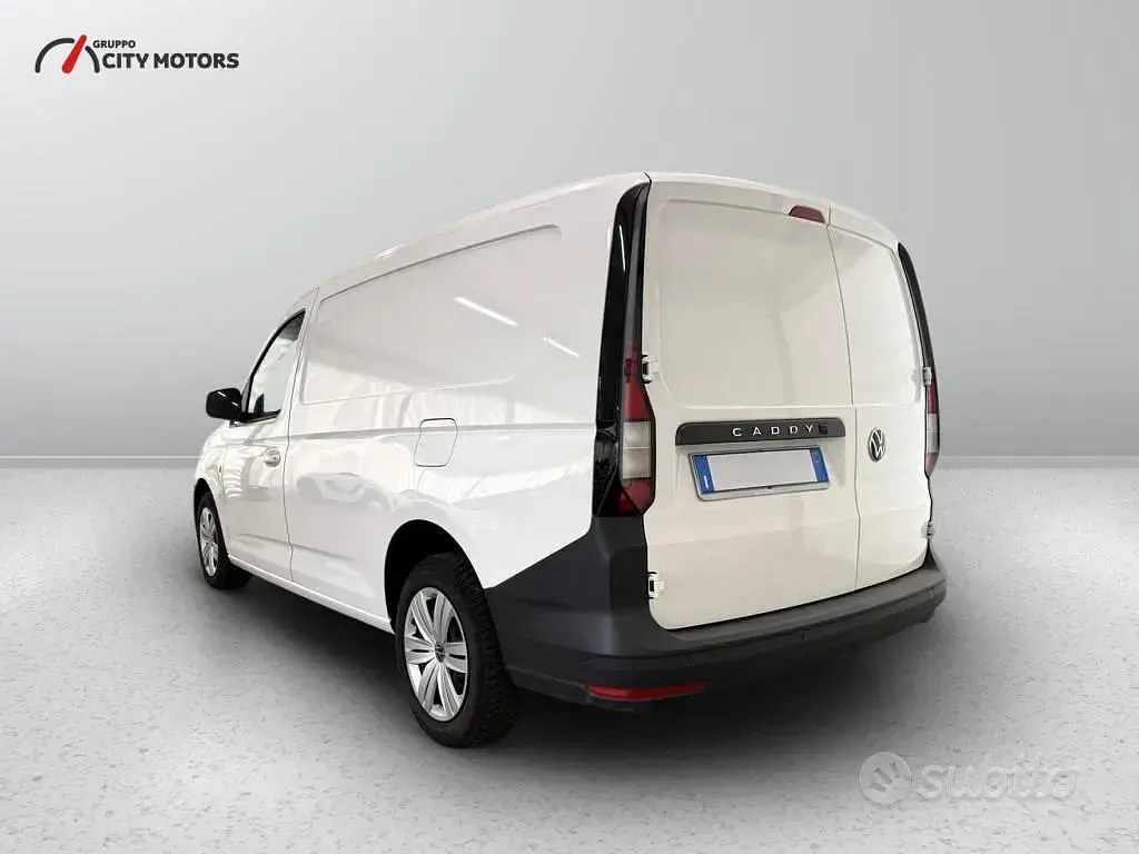 Usata VW Caddy 102 CV (75 kW) 2024 Bianco Monovolume